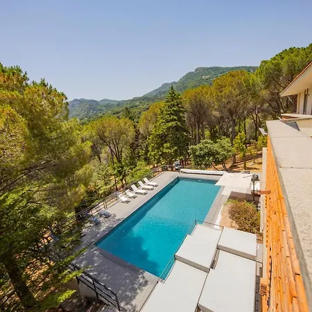 Casa Mitra *